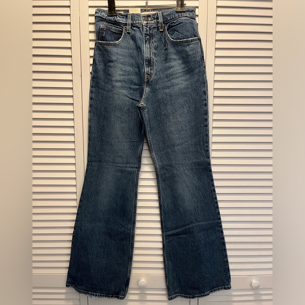 Levi’s NWT 70s High Flare Denim Jeans Size 27